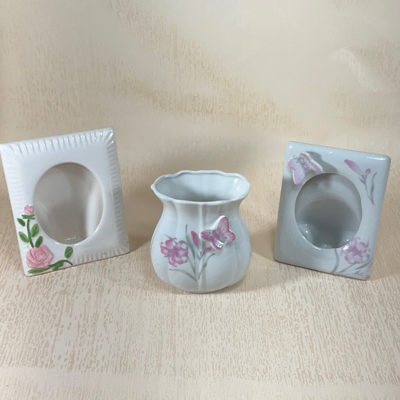 Vintage Other - Vintage Floral Ceramic Vase and Frames Butterflies and Flowers